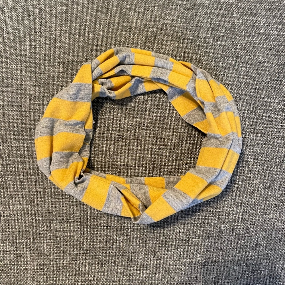 Infinity scarf